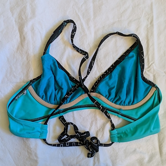 Blue and Black Underwire Bikini Top - Picture 2 of 2